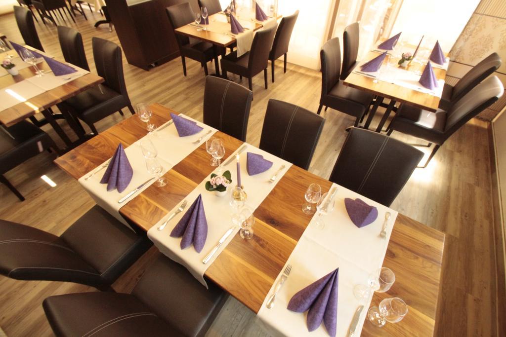 Fetzers Landhotel Ингелхайм ам Рейн Екстериор снимка